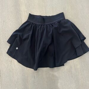 Lululemon mini Tennis Skirt w shorts